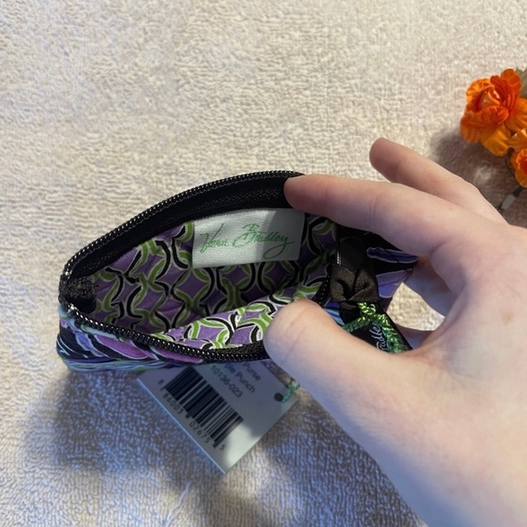 NWT Vera Bradley Purple Punch Coin Purse - Picture 3 of 4